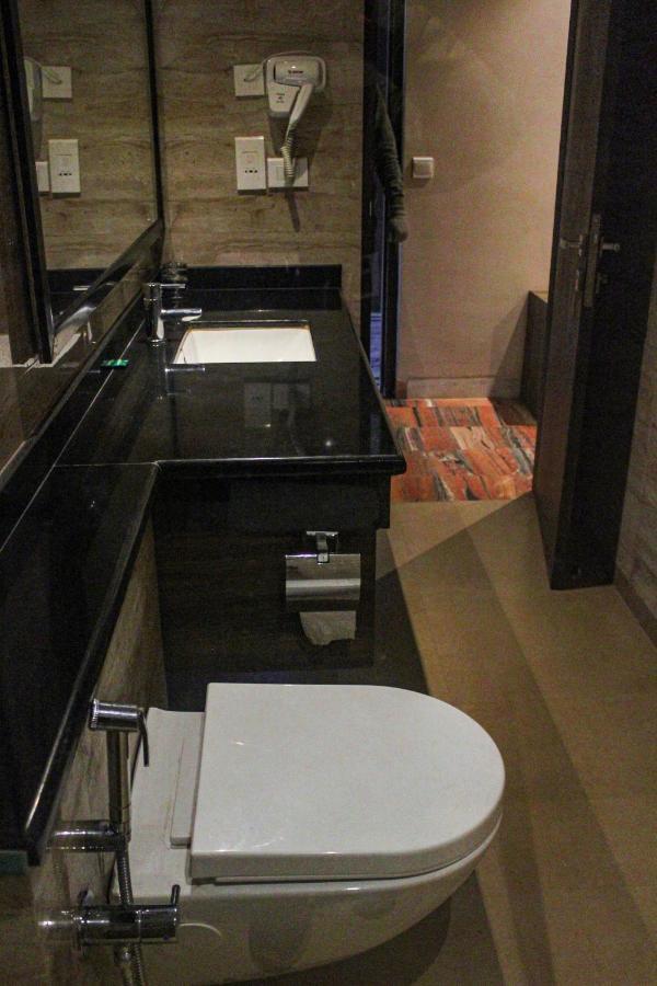 I-Towne' - A Unit Of Hotel Shivam International Deoghar Luaran gambar